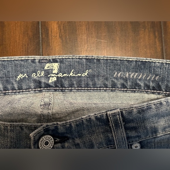 7 for all mankind . Skinny jeans . Low rise waist Size 28. - Picture 4 of 12